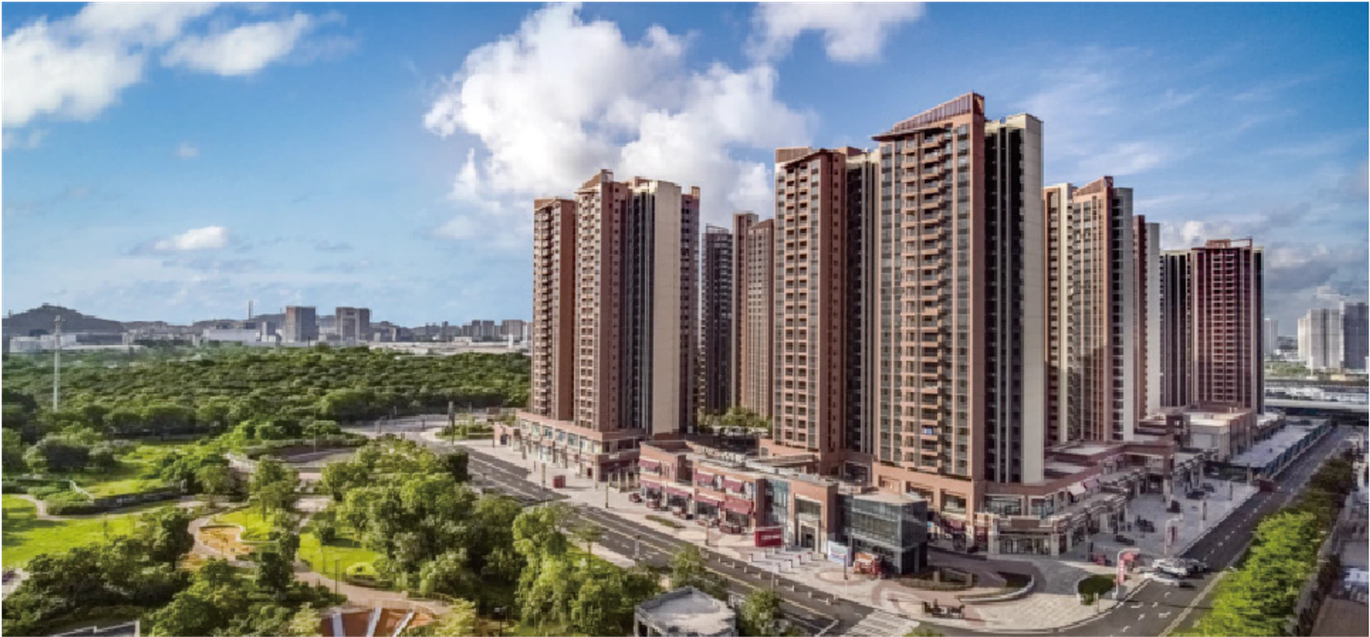 案例配图：城投珠江天河壹品，高档住宅小区，总建筑面积约 23 万平方米，LOD500 正向出图，应用管线综合深化、机房深化、室外机电正向设计与虚拟展示。
